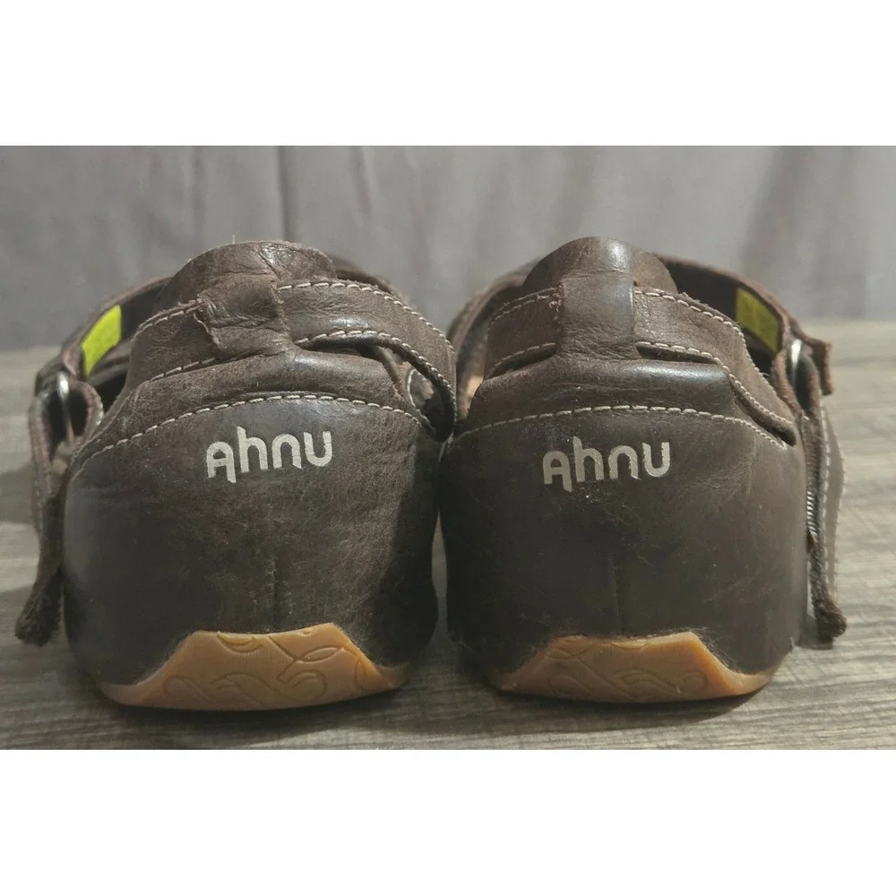 Ahnu Karma Latitude Cross Strap Adjustable Shoes Women Size 8.5 Brown